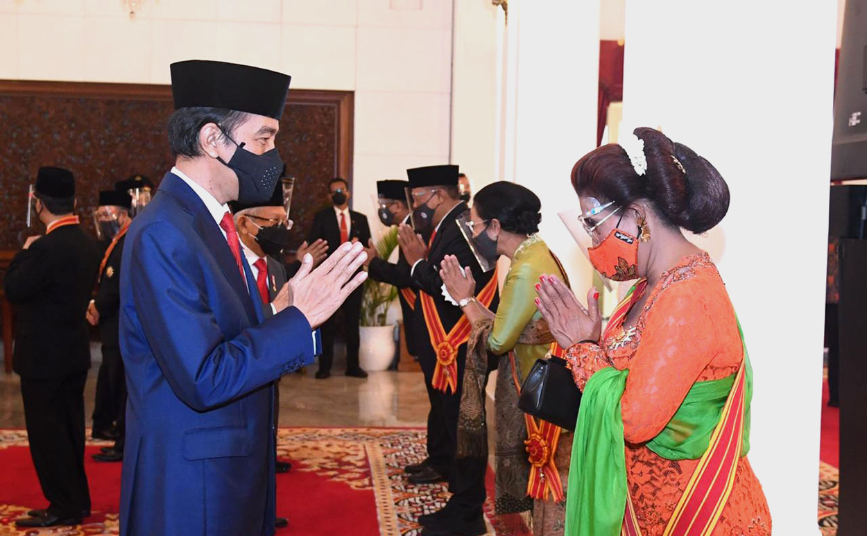 Susi Air Images - Galleries